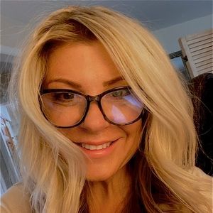 Meet your Posher, Aileen